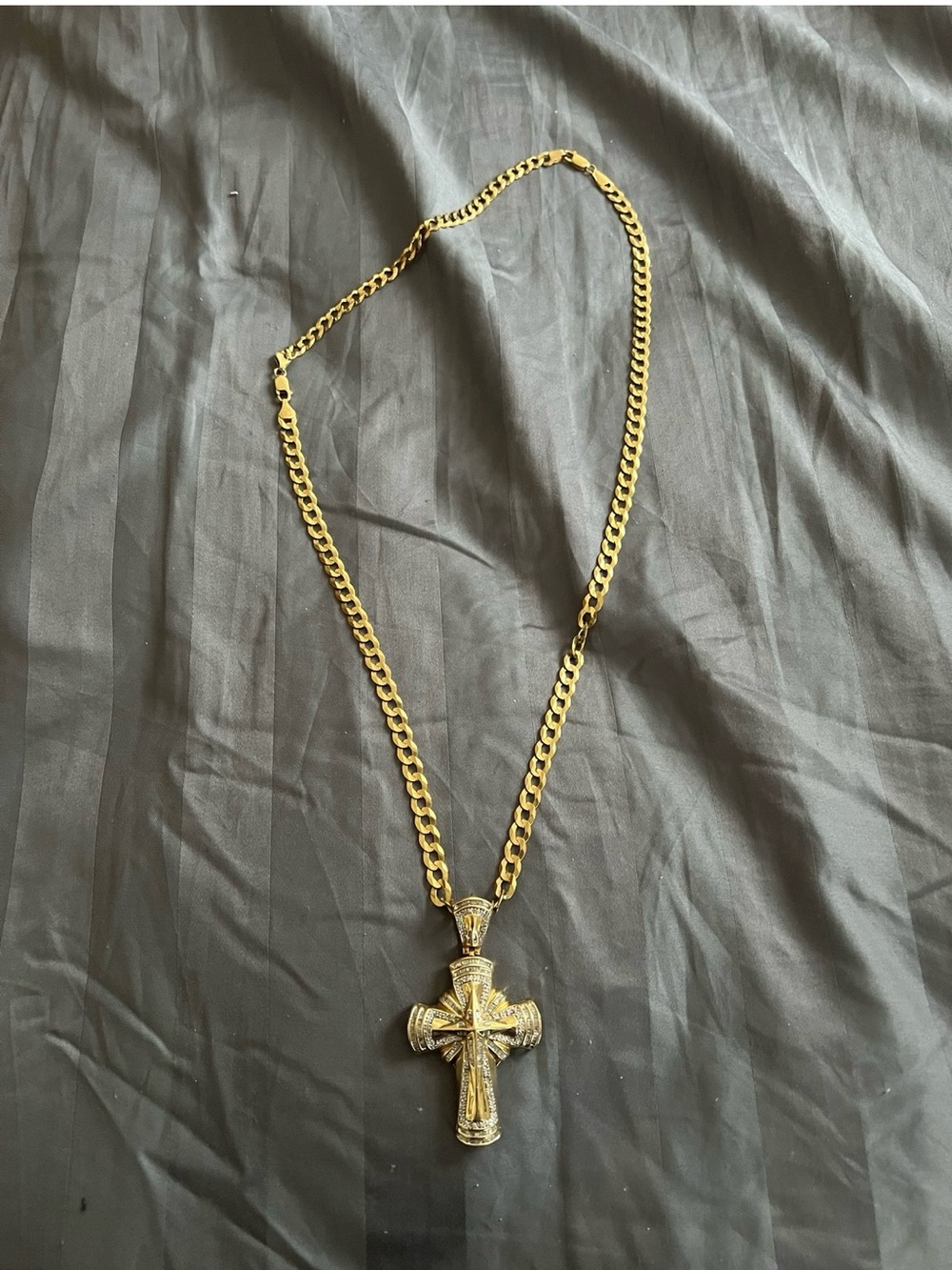 14k Gold Cross Pendant Necklace